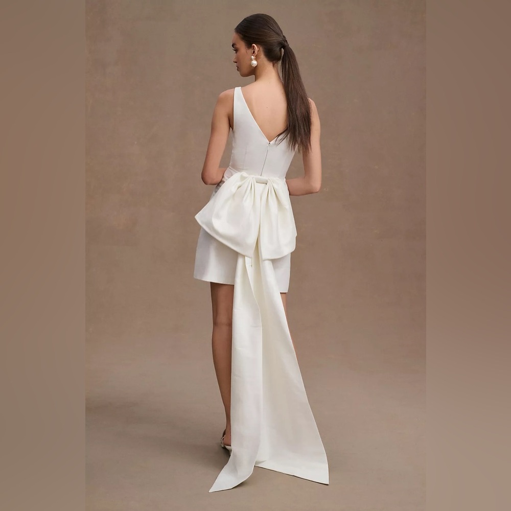 NWT Sachin & Babi Archie V-Neck Back-Bow Mini Dress